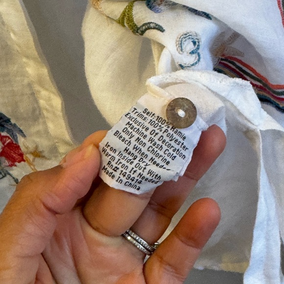 Johnny Was Embroidered Voyager Tunic Size Small - Picture 6 of 6